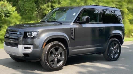 Photo of Land Rover SUV